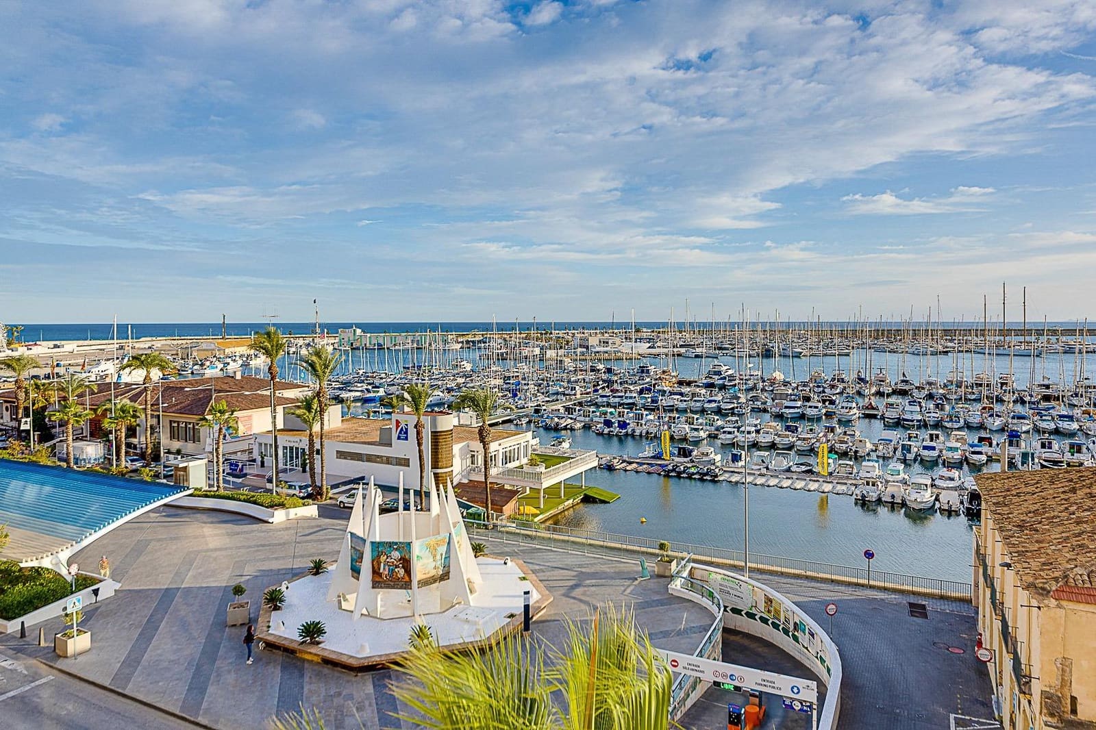 3 soverom Hus til salgs i Torrevieja med garasje - € 350 000 (Ref: 9911046)