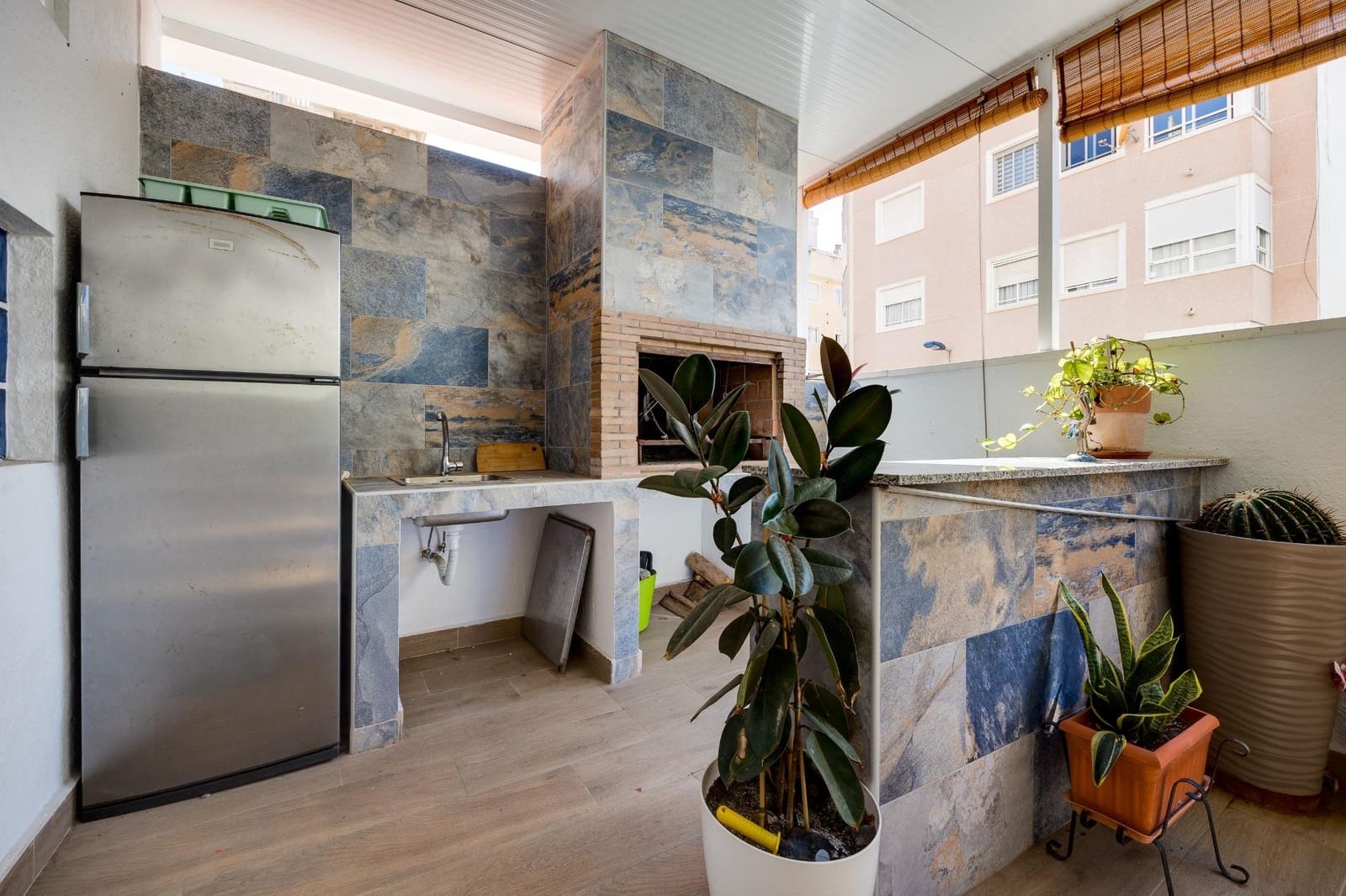 3 soverom Hus til salgs i Torrevieja med garasje - € 350 000 (Ref: 9911046)