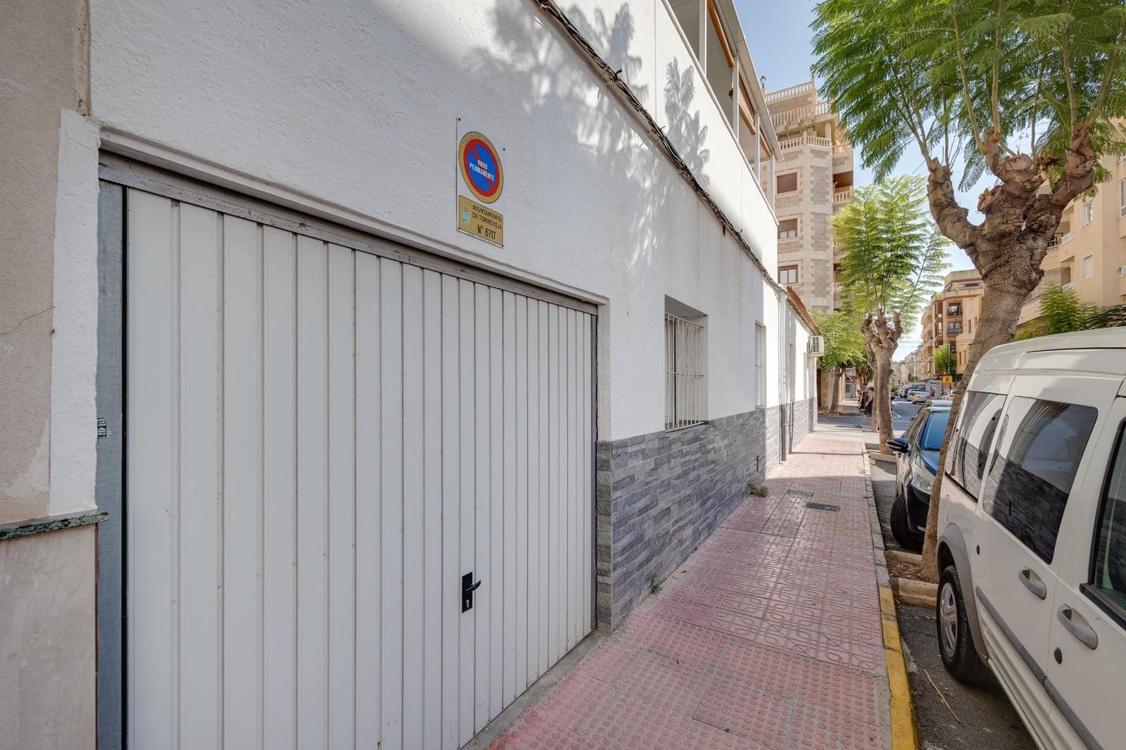 3 soverom Hus til salgs i Torrevieja med garasje - € 350 000 (Ref: 9911046)