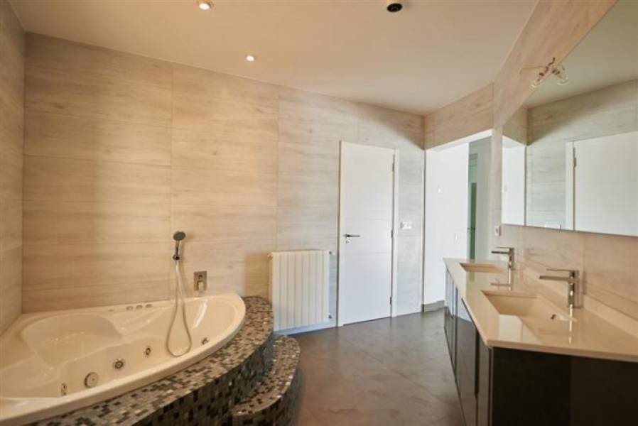 4 sovrum Villa till salu i Altea med pool - 895 000 € (Ref: 3404585)