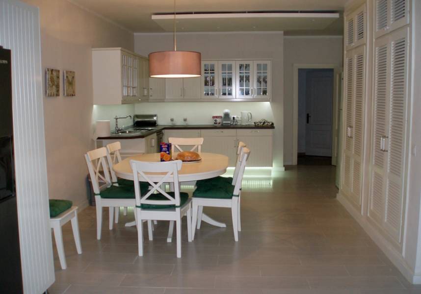 8 soverom Villa til salgs i Golden Mile med svømmebasseng garasje - € 10 500 000 (Ref: 4500118)