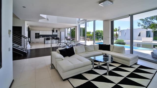 5 slaapkamer Rijtjeshuis te koop in Sierra Blanca, Marbella met zwembad garage - € 2.800.000 (Ref: 6571834)