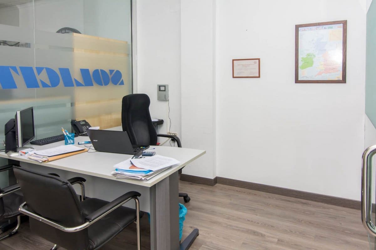 5 bedroom Commercial for sale in Torrevieja - € 170,000 (Ref: 6571968)