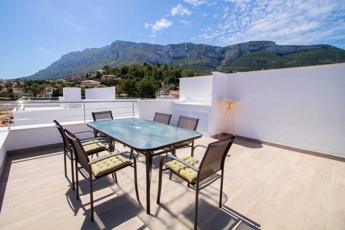 3 soveværelse Rækkehus til salg i Denia med swimmingpool - € 430.000 (Ref: 6571995)