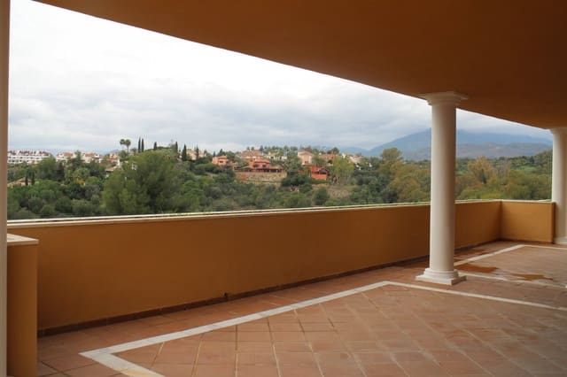 4 soverom Penthouse til salgs i Golden Mile, Marbella med svømmebasseng garasje - € 1 340 000 (Ref: 6572040)