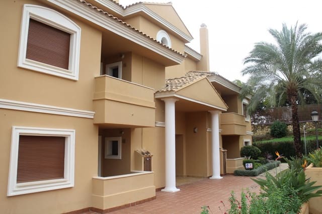 4 soverom Penthouse til salgs i Golden Mile, Marbella med svømmebasseng garasje - € 1 340 000 (Ref: 6572040)