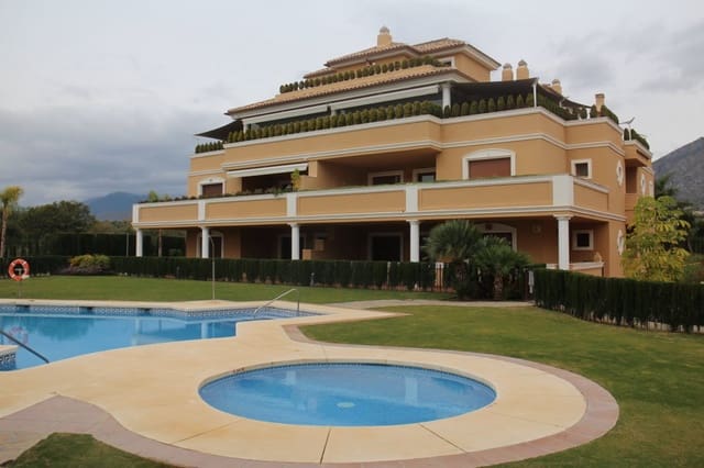 4 soverom Penthouse til salgs i Golden Mile, Marbella med svømmebasseng garasje - € 1 340 000 (Ref: 6572040)