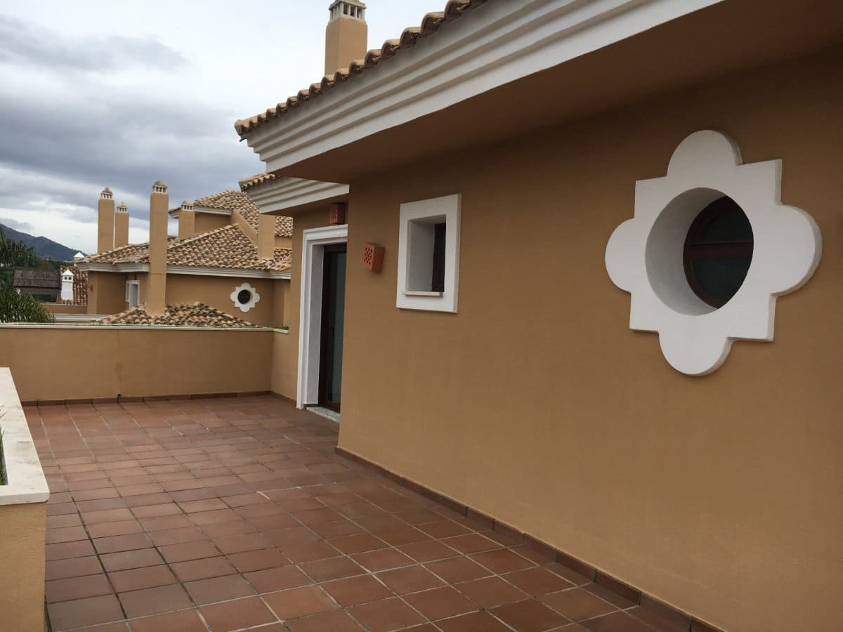 4 bedroom Penthouse for sale in Golden Mile with pool garage - € 1,340,000 (Ref: 6572040)