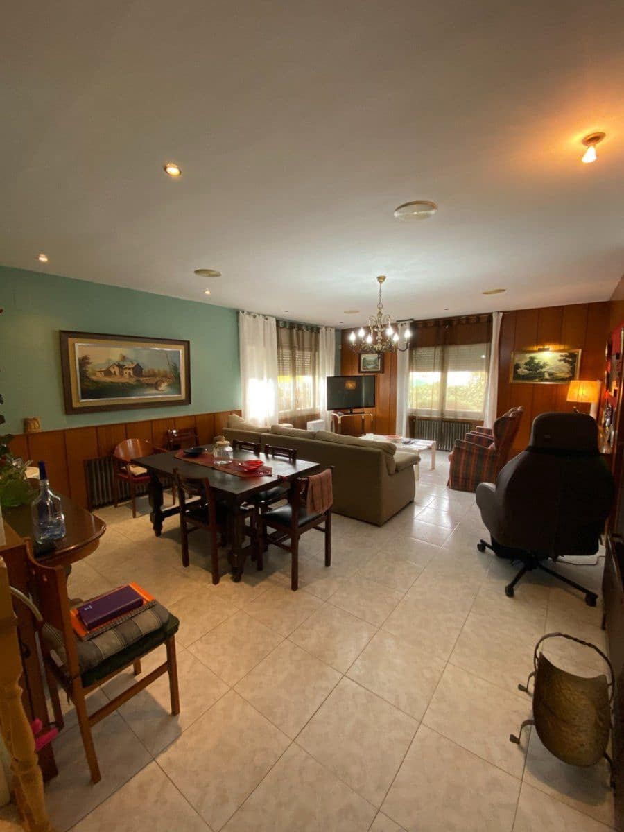 5 soverom Finca/Herregård til salgs i Vidreres med garasje - € 470 000 (Ref: 6572053)