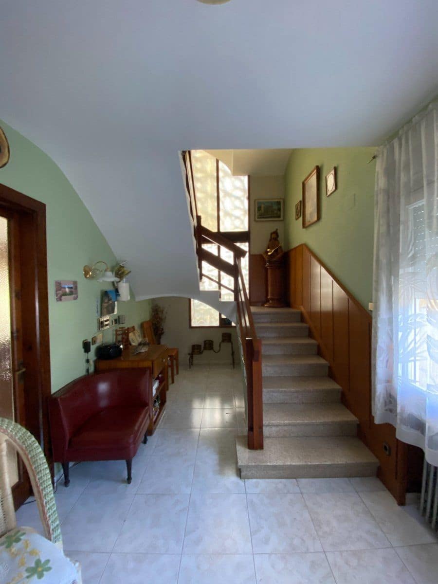 5 soverom Finca/Herregård til salgs i Vidreres med garasje - € 470 000 (Ref: 6572053)