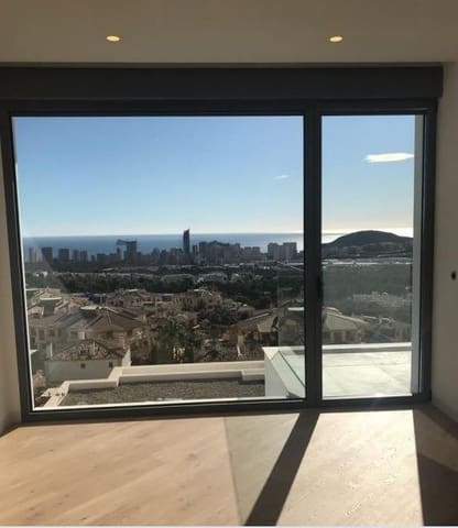 4 bedroom Villa for sale in Finestrat with pool garage - € 1,400,000 (Ref: 6601971)