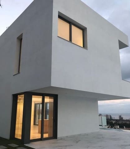 4 bedroom Villa for sale in Finestrat with pool garage - € 1,400,000 (Ref: 6601971)