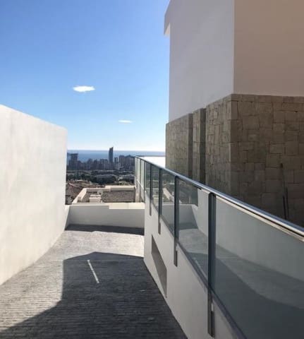 4 bedroom Villa for sale in Finestrat with pool garage - € 1,400,000 (Ref: 6601971)