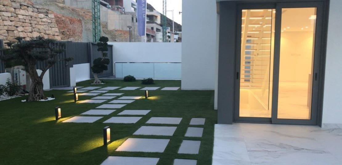 4 bedroom Villa for sale in Finestrat with pool garage - € 1,400,000 (Ref: 6601971)