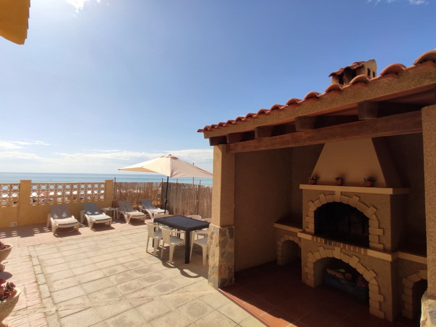 7 sypialnia Willa na sprzedaż w Guardamar del Segura z garażem - 759 000 € (Ref: 6940180)