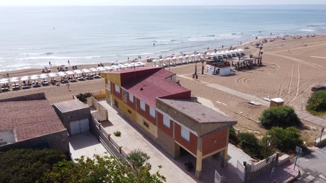 7 sypialnia Willa na sprzedaż w Guardamar del Segura z garażem - 759 000 € (Ref: 6940180)