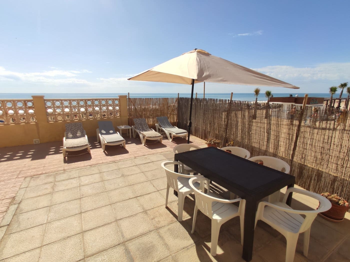 7 sypialnia Willa na sprzedaż w Guardamar del Segura z garażem - 759 000 € (Ref: 6940180)