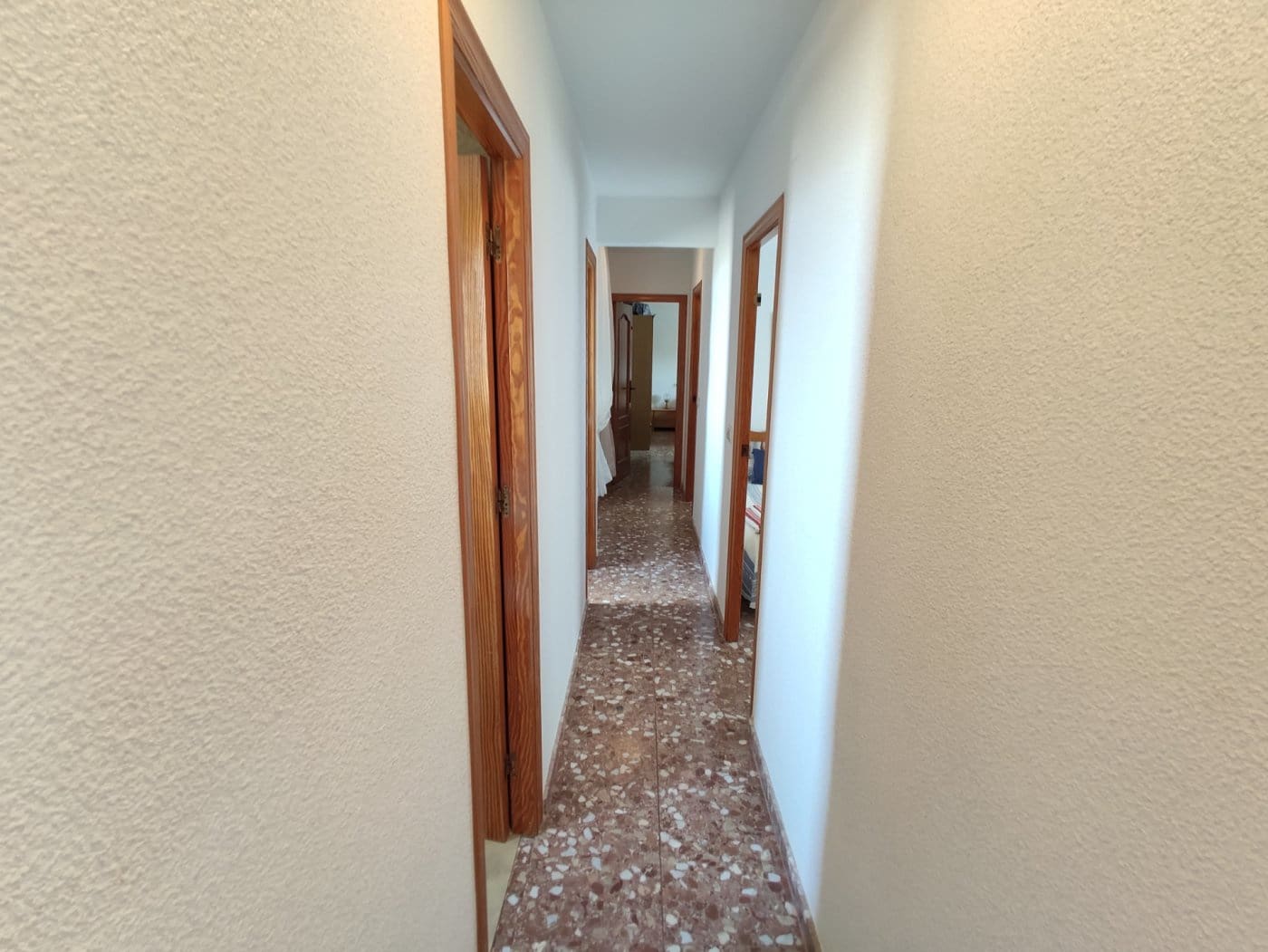 7 sypialnia Willa na sprzedaż w Guardamar del Segura z garażem - 759 000 € (Ref: 6940180)