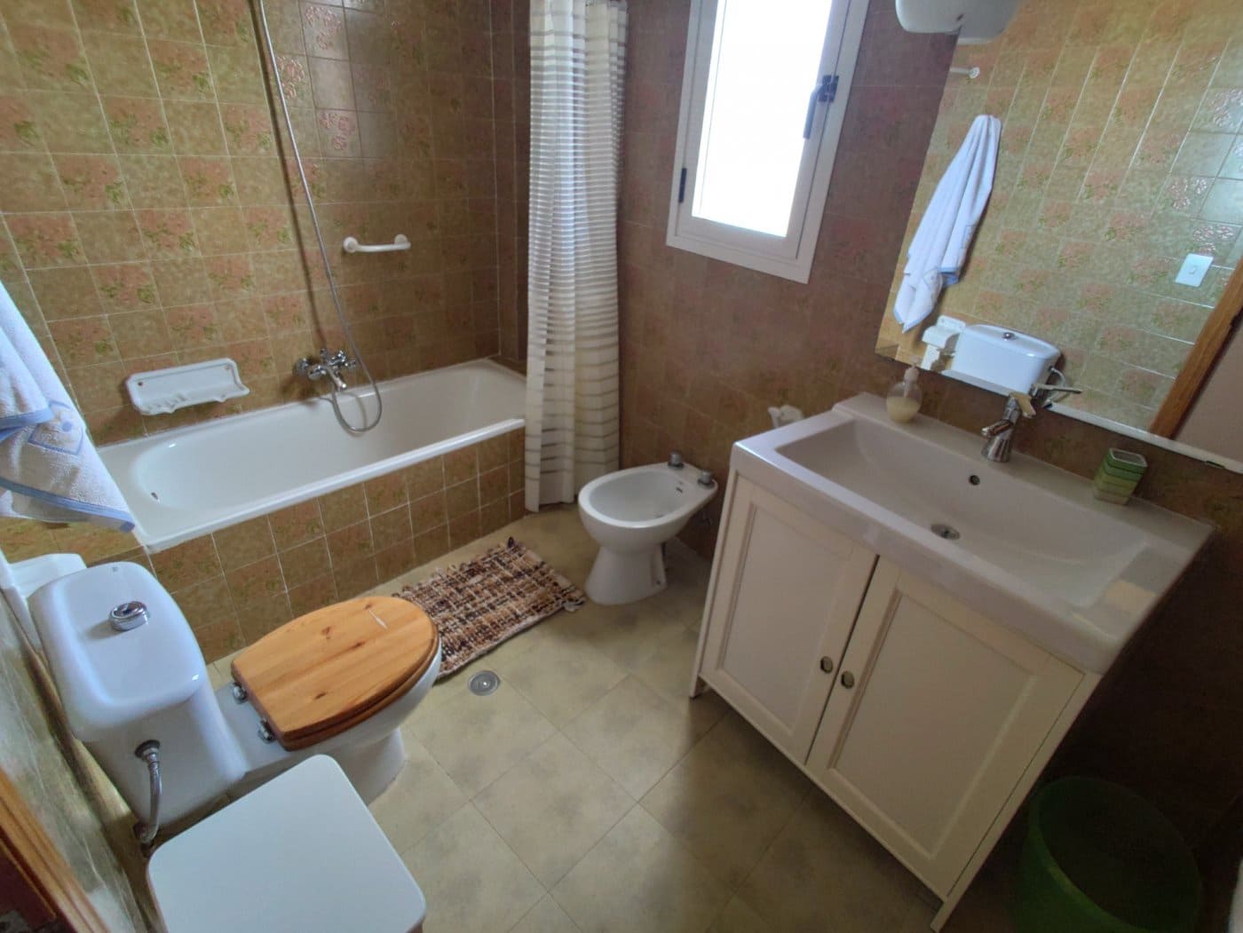 7 sypialnia Willa na sprzedaż w Guardamar del Segura z garażem - 759 000 € (Ref: 6940180)