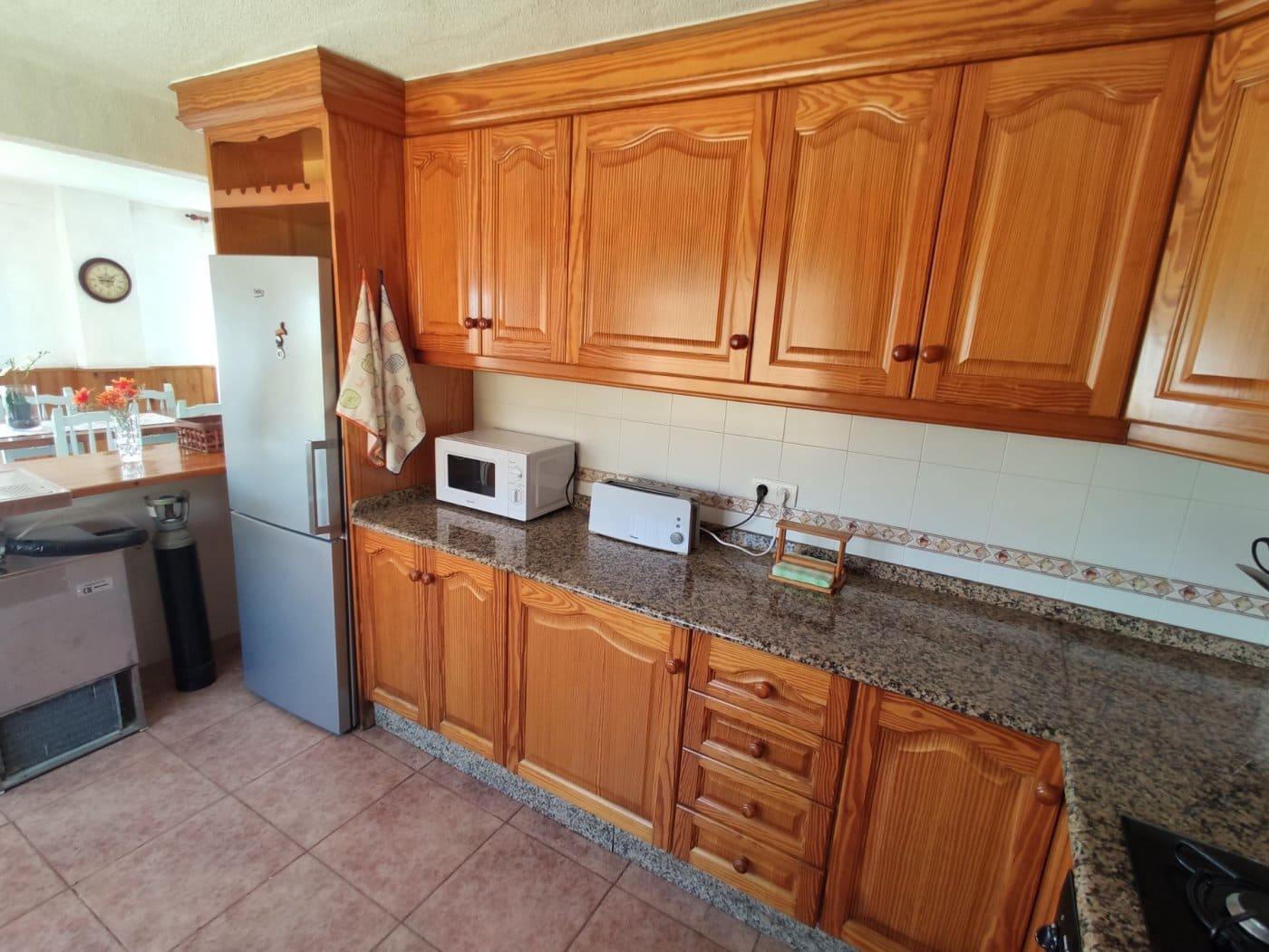 7 sypialnia Willa na sprzedaż w Guardamar del Segura z garażem - 759 000 € (Ref: 6940180)