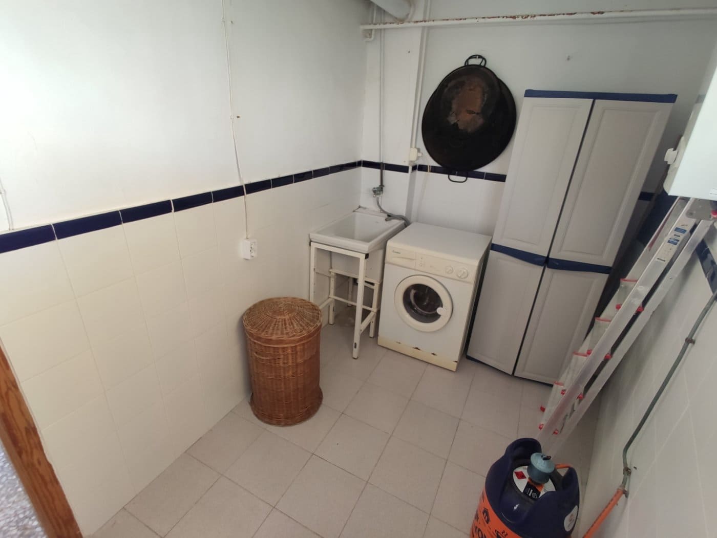 7 sypialnia Willa na sprzedaż w Guardamar del Segura z garażem - 759 000 € (Ref: 6940180)