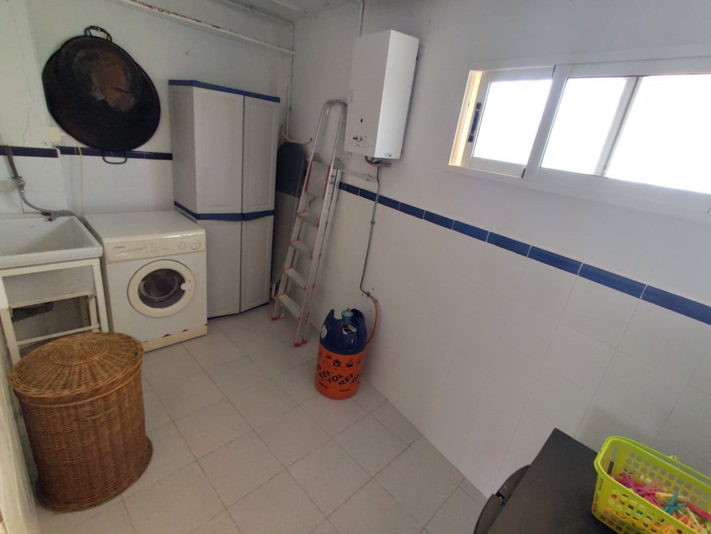 7 sypialnia Willa na sprzedaż w Guardamar del Segura z garażem - 759 000 € (Ref: 6940180)