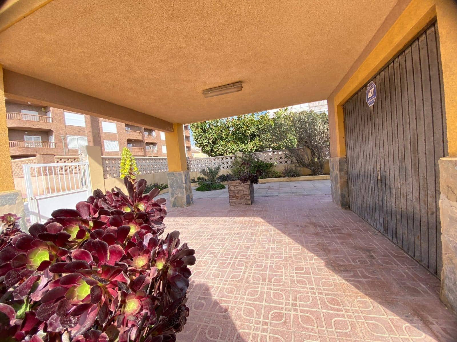 7 sypialnia Willa na sprzedaż w Guardamar del Segura z garażem - 759 000 € (Ref: 6940180)