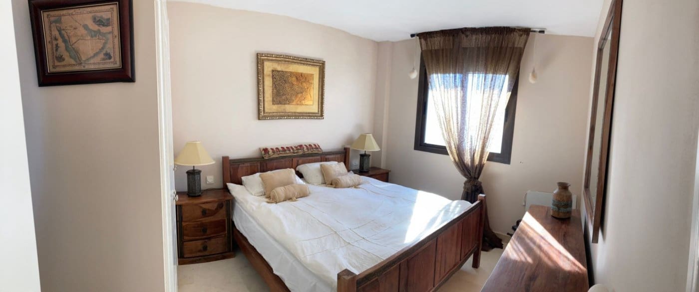 3 bedroom Villa for sale in La Alcaidesa with pool - € 420,000 (Ref: 6963530)