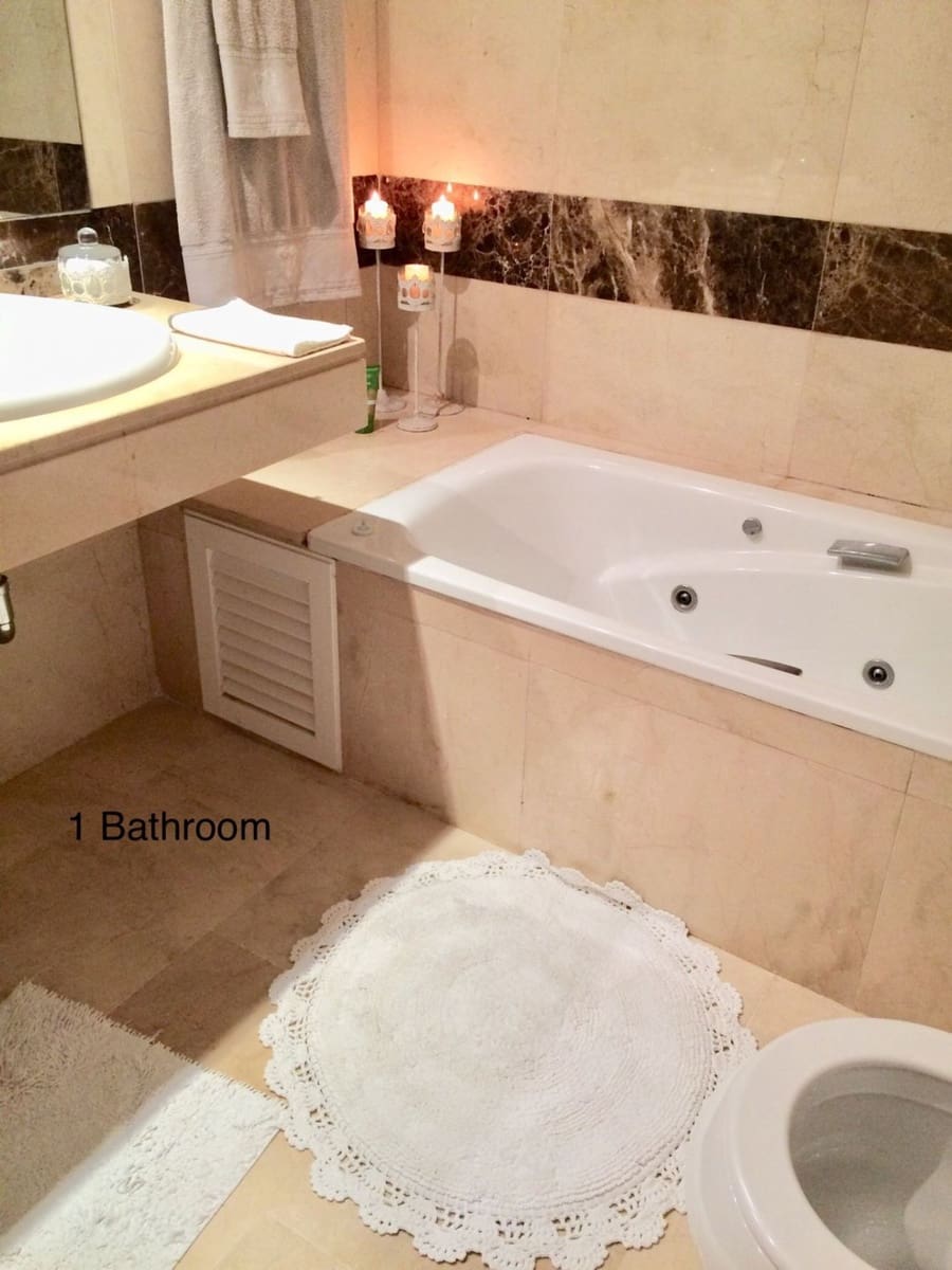 3 bedroom Villa for sale in La Alcaidesa with pool - € 420,000 (Ref: 6963530)