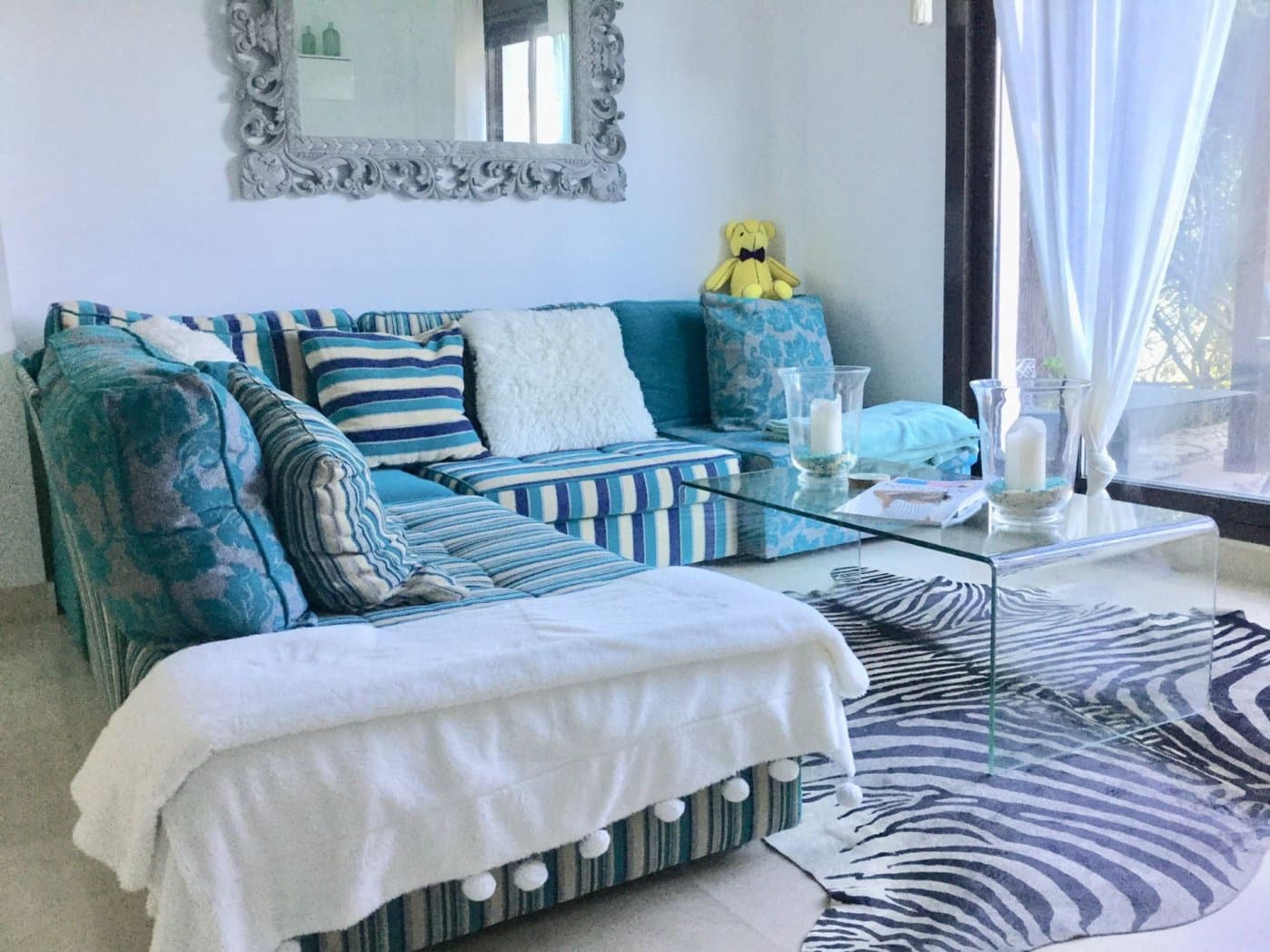 3 bedroom Villa for sale in La Alcaidesa with pool - € 420,000 (Ref: 6963530)