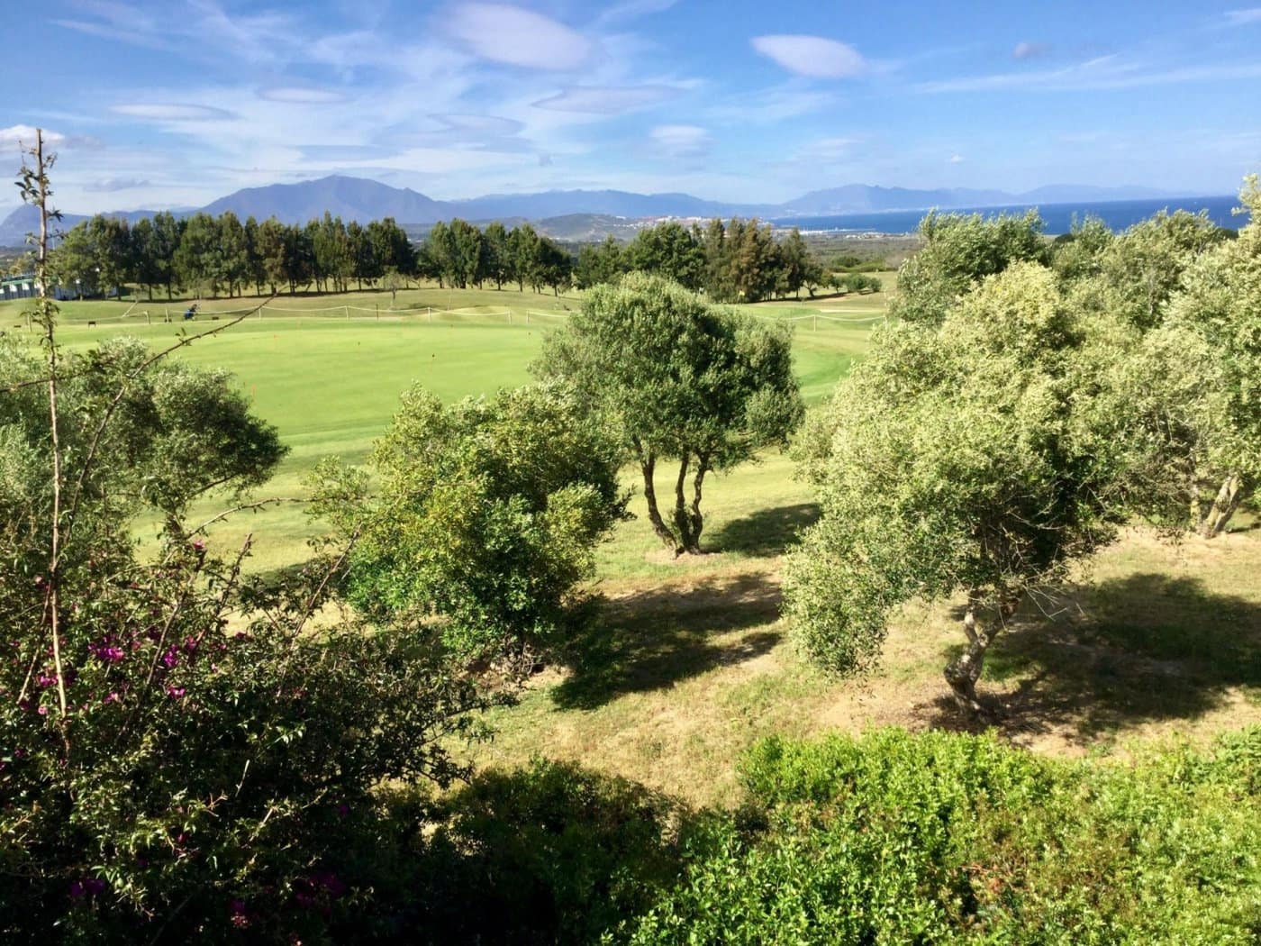 3 bedroom Villa for sale in La Alcaidesa with pool - € 420,000 (Ref: 6963530)