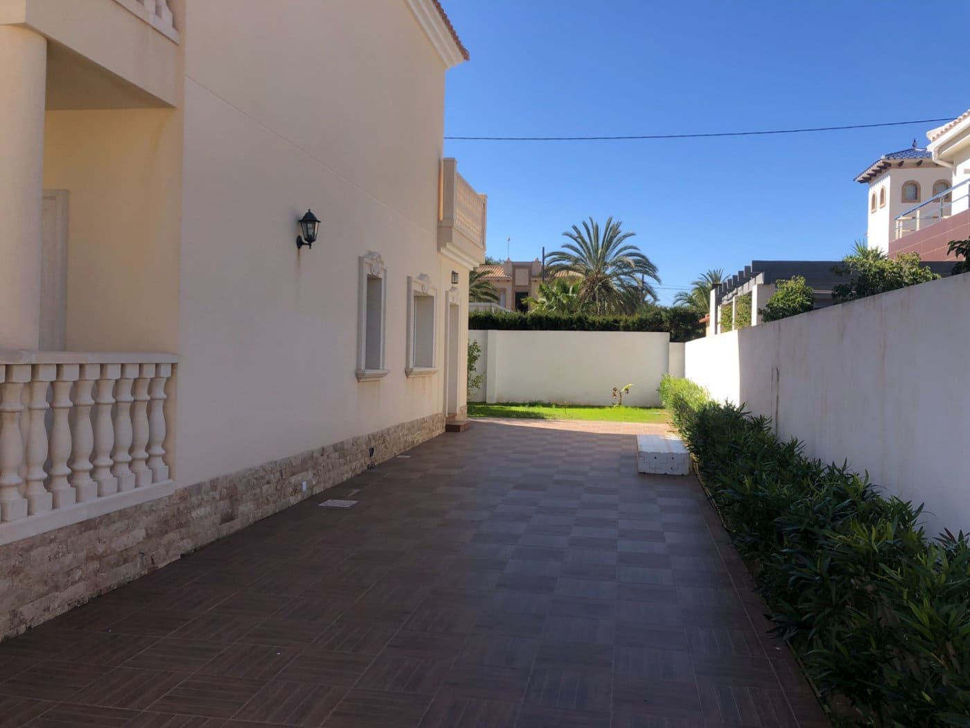 4 soverom Villa til salgs i Cabo Roig med svømmebasseng garasje - € 909 000 (Ref: 6990530)