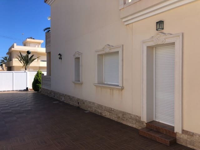 4 quarto Moradia para venda em Cabo Roig, Orihuela com piscina garagem - 909 000 € (Ref: 6990530)
