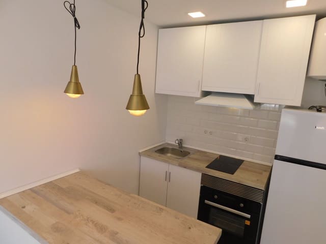 1 makuuhuone Huoneisto vuokrattavana paikassa Torrevieja mukana uima-altaan - 650 € (Ref: 7133644)