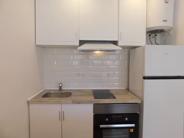 1 makuuhuone Huoneisto vuokrattavana paikassa Torrevieja mukana uima-altaan - 650 € (Ref: 7133644)