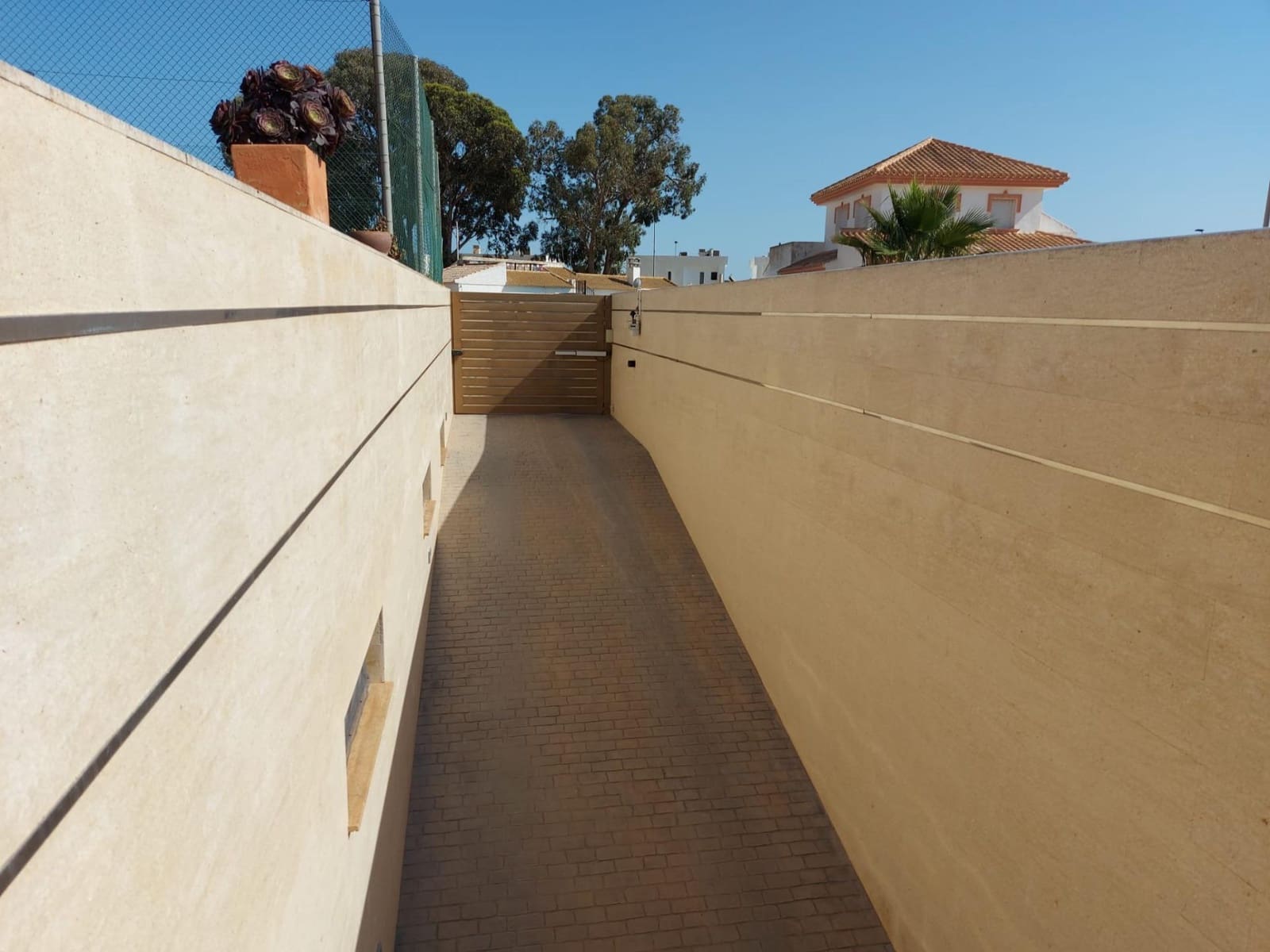 4 sypialnia Willa na sprzedaż w Santiago de la Ribera z basenem garażem - 895 000 € (Ref: 7694129)