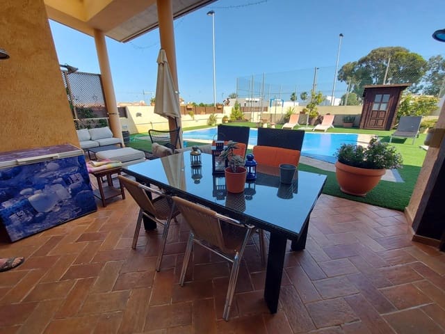 4 sypialnia Willa na sprzedaż w Santiago de la Ribera, San Javier z basenem garażem - 895 000 € (Ref: 7694129)