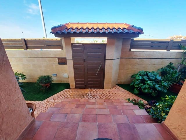 4 sypialnia Willa na sprzedaż w Santiago de la Ribera, San Javier z basenem garażem - 895 000 € (Ref: 7694129)