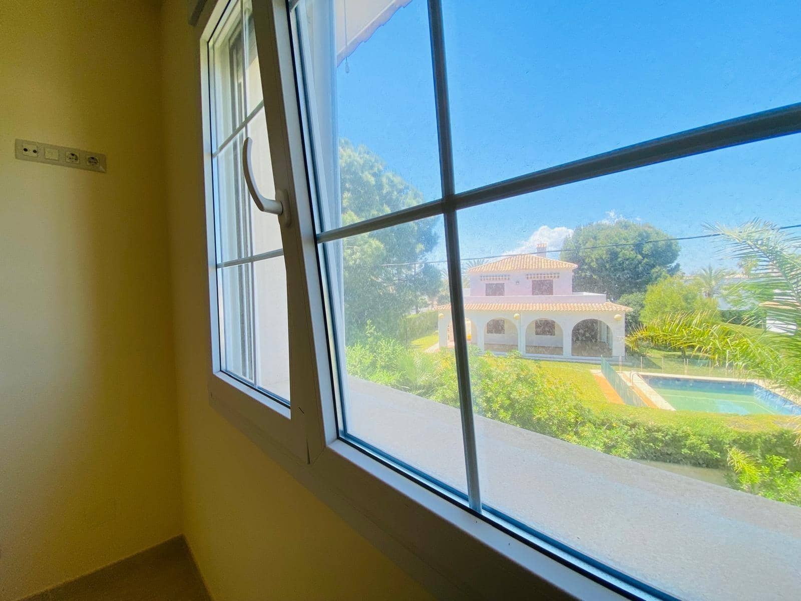 7 bedroom Villa for sale in Cabo Roig with pool garage - € 1,679,000 (Ref: 8377592)