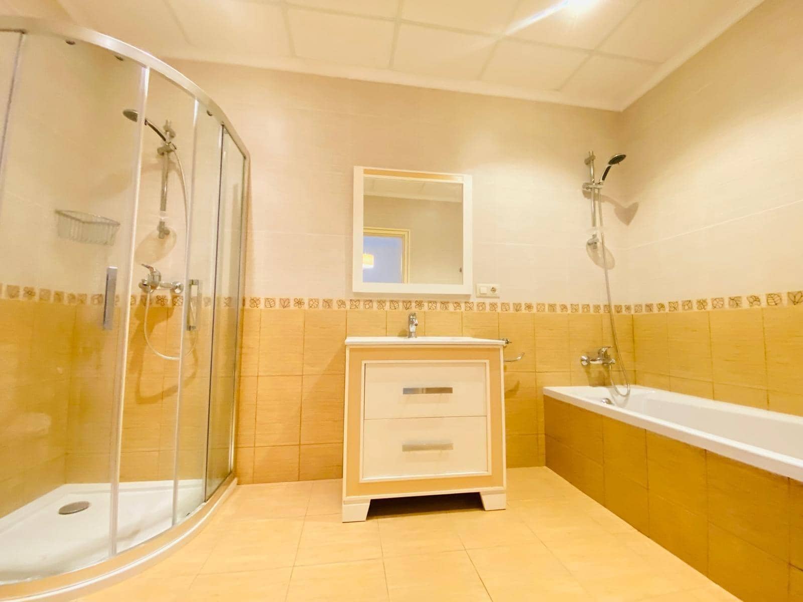 7 bedroom Villa for sale in Cabo Roig with pool garage - € 1,679,000 (Ref: 8377592)