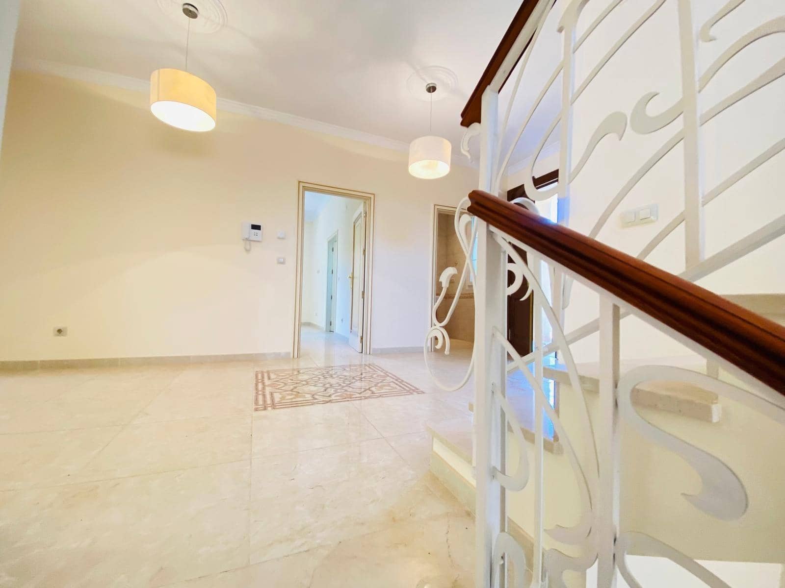 7 bedroom Villa for sale in Cabo Roig with pool garage - € 1,679,000 (Ref: 8377592)