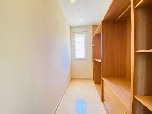 7 bedroom Villa for sale in Cabo Roig, Orihuela with pool garage - € 1,679,000 (Ref: 8377592)