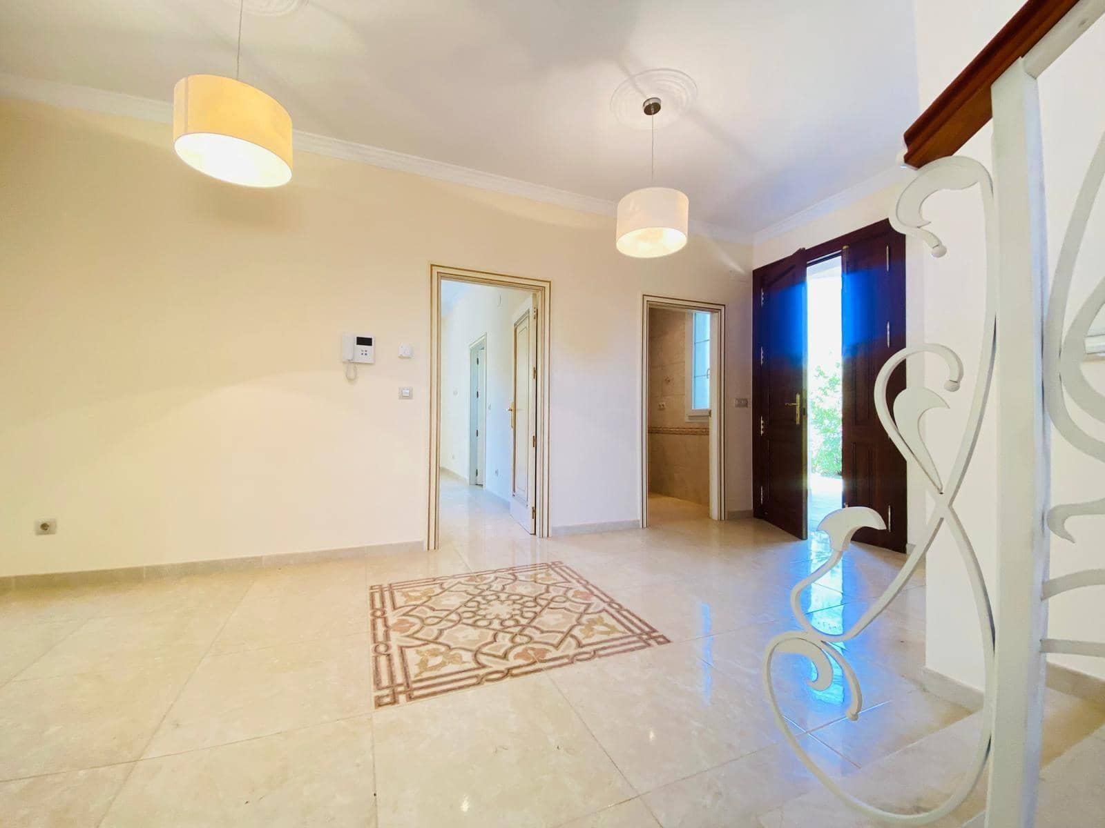 7 bedroom Villa for sale in Cabo Roig with pool garage - € 1,679,000 (Ref: 8377592)