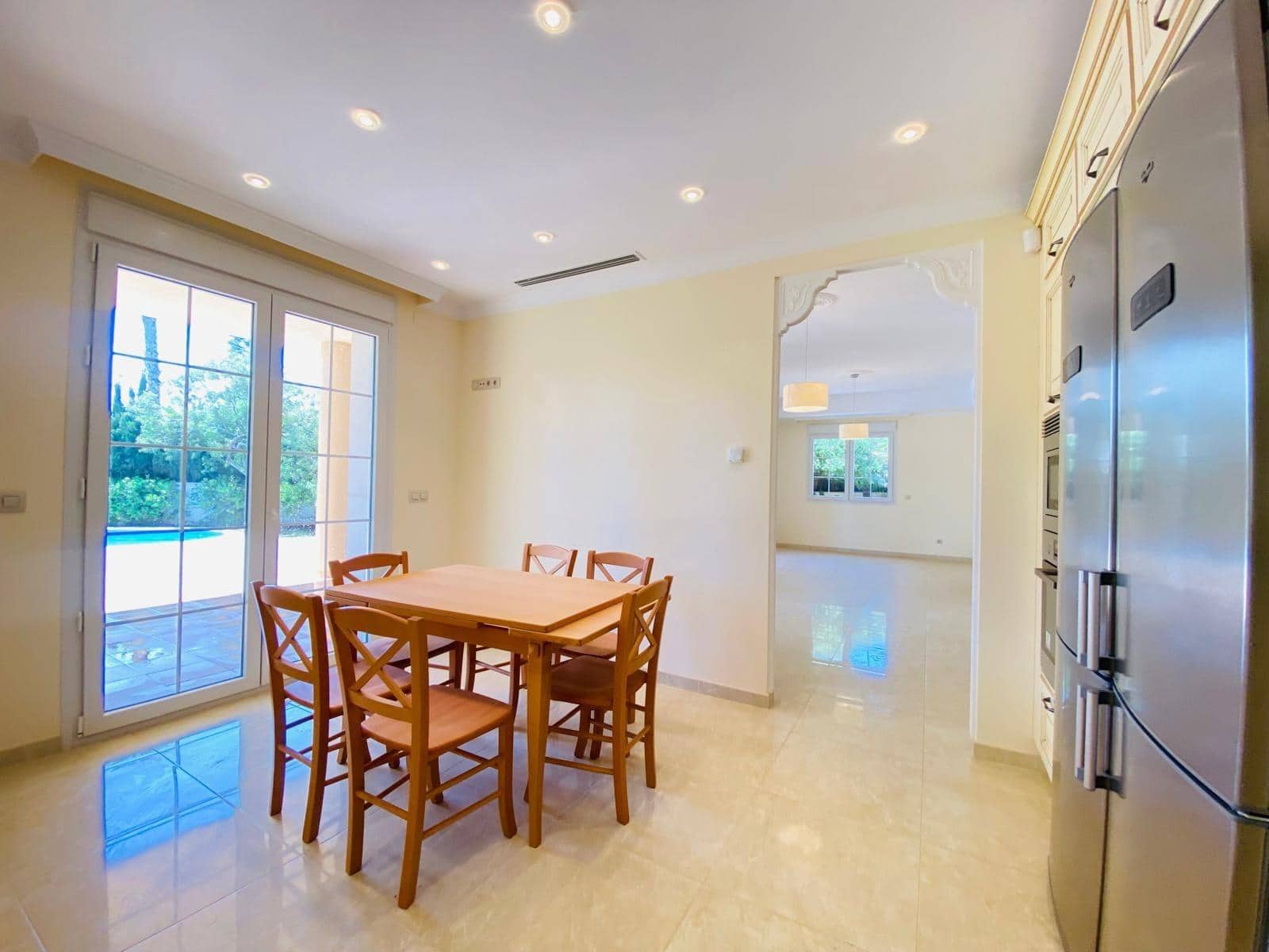 7 bedroom Villa for sale in Cabo Roig with pool garage - € 1,679,000 (Ref: 8377592)