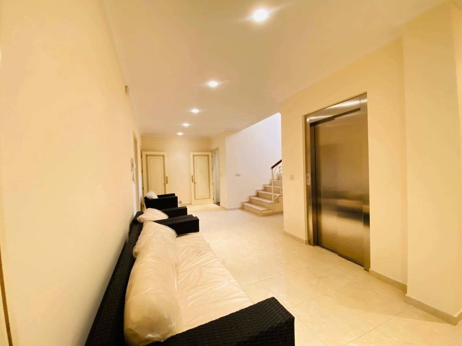 7 bedroom Villa for sale in Cabo Roig with pool garage - € 1,679,000 (Ref: 8377592)