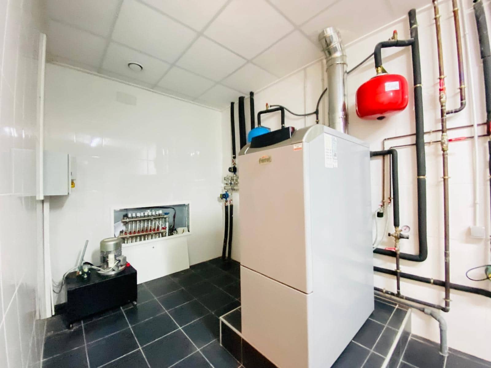 7 bedroom Villa for sale in Cabo Roig with pool garage - € 1,679,000 (Ref: 8377592)