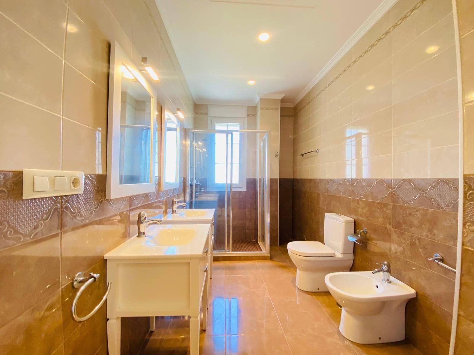 7 bedroom Villa for sale in Cabo Roig with pool garage - € 1,679,000 (Ref: 8377592)