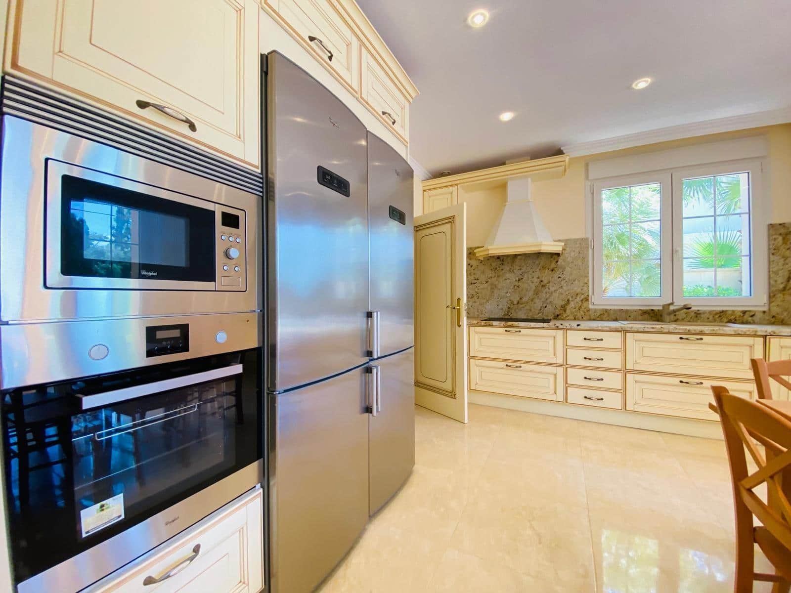 7 bedroom Villa for sale in Cabo Roig with pool garage - € 1,679,000 (Ref: 8377592)