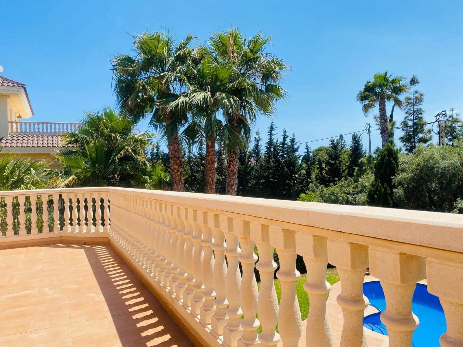 7 bedroom Villa for sale in Cabo Roig with pool garage - € 1,679,000 (Ref: 8377592)