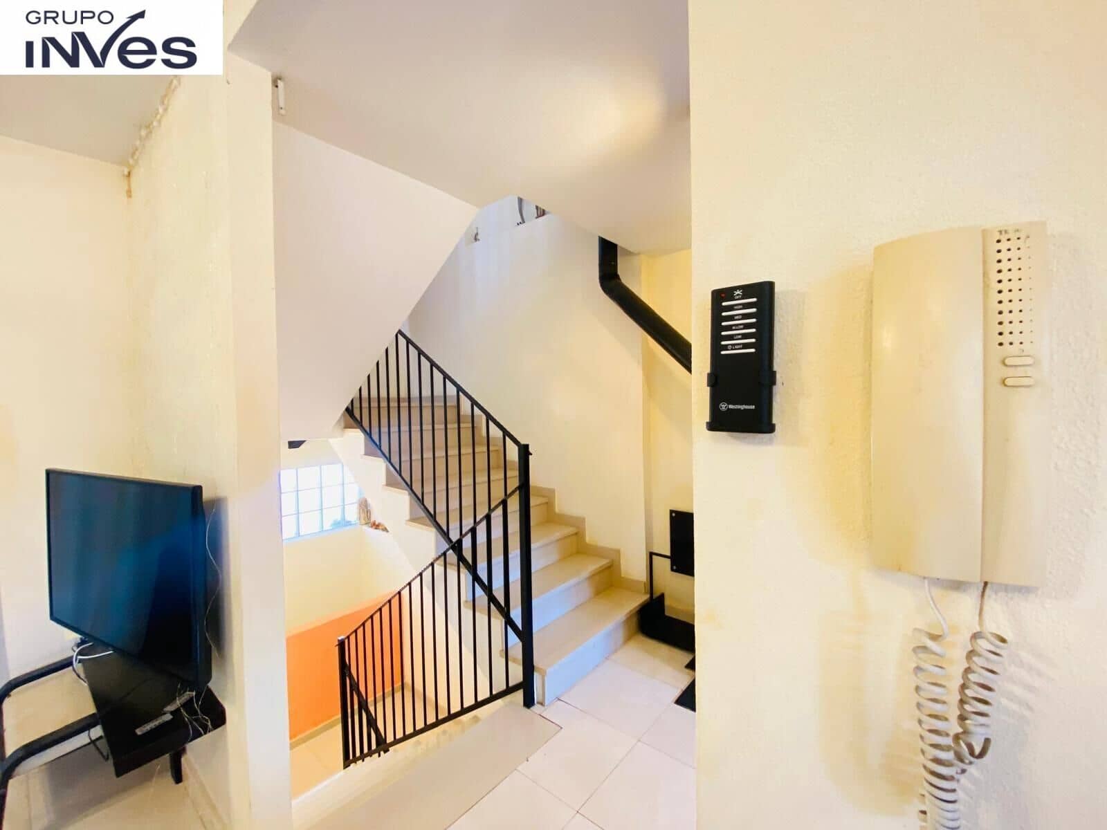 4 bedroom Villa for sale in Villamartin with pool - € 243,900 (Ref: 8472564)